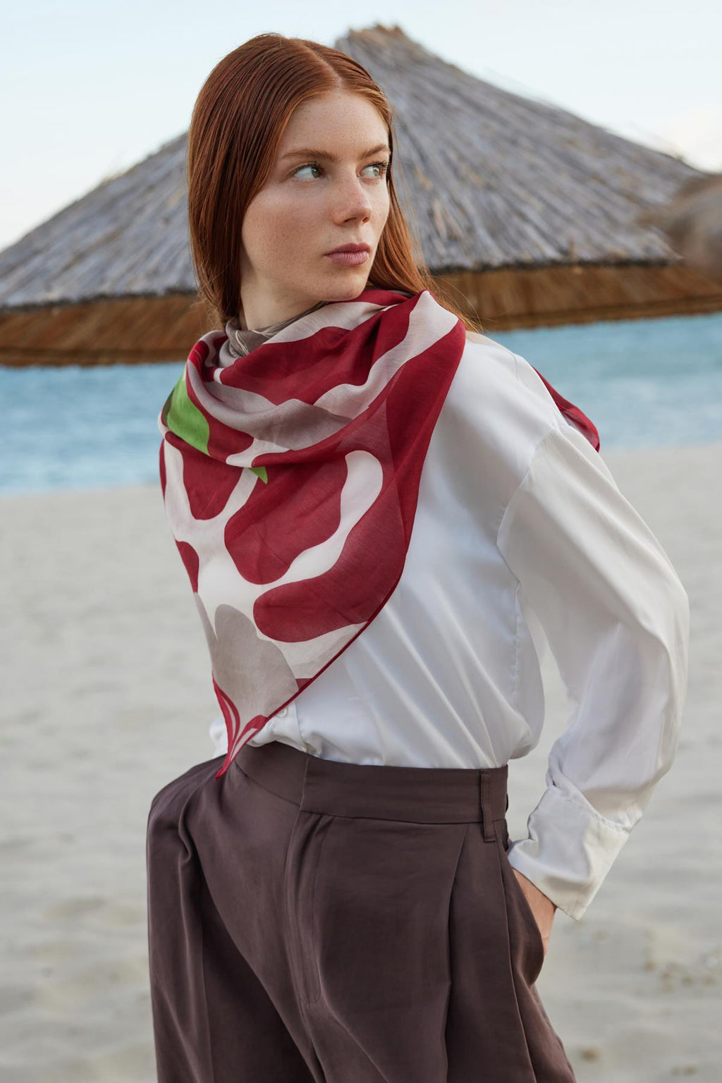 Cassandra bordo flora desen pamuk ipek eşarp | Renk: Bordo