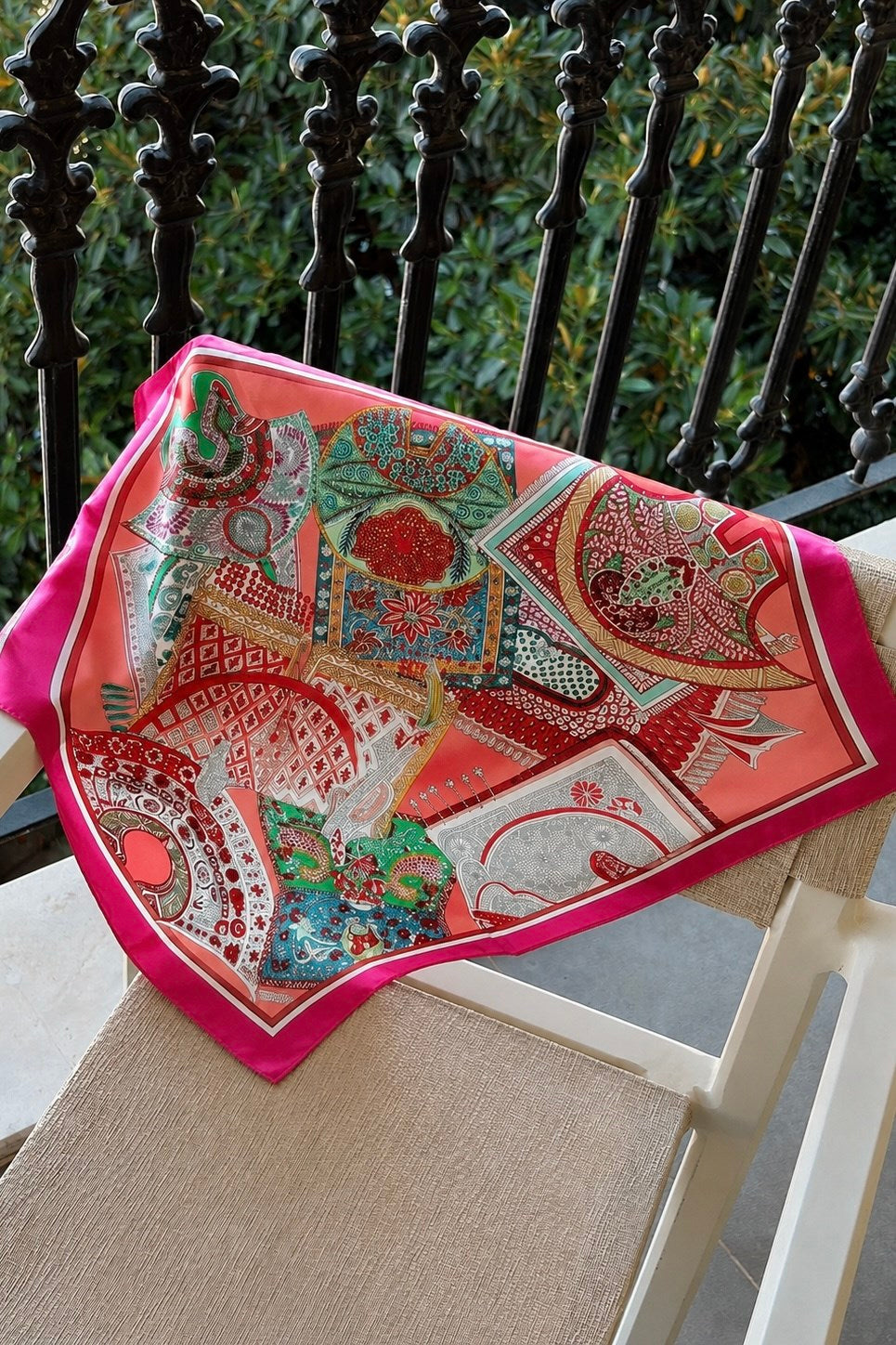 Desenli küçük boy %100 ipek mendil 53x53cm | Renk: 6
