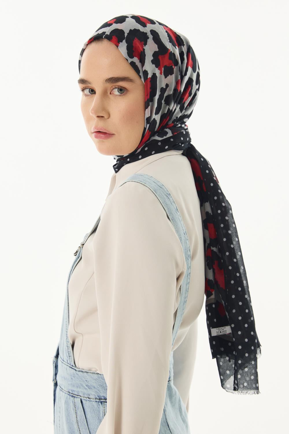 Dina gri-siyah puantiyeli leopar desen pamuklu şal | Renk: Gri siyah