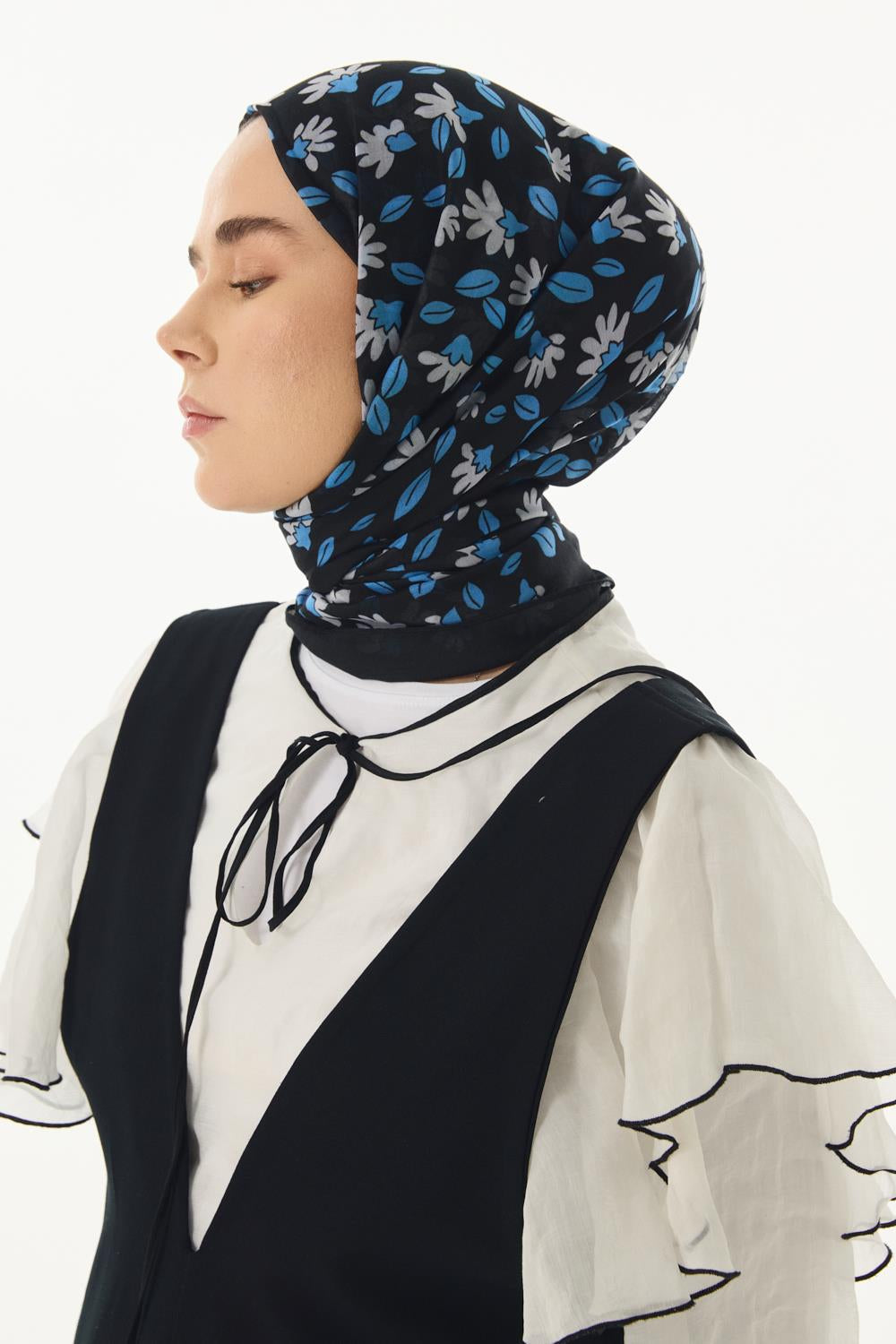 Farah siyah çizgi karakter desen pamuklu şal | Renk: Siyah