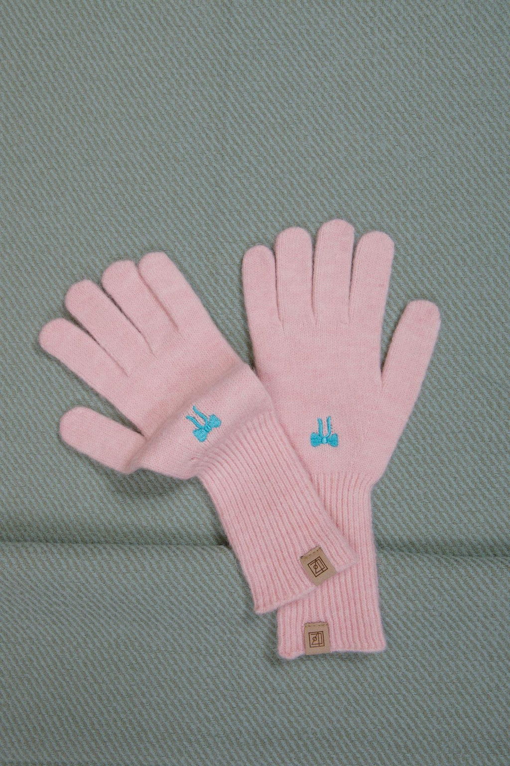 Fiyonk desenli yün açık pembe eldiven | Renk: Açık pembe