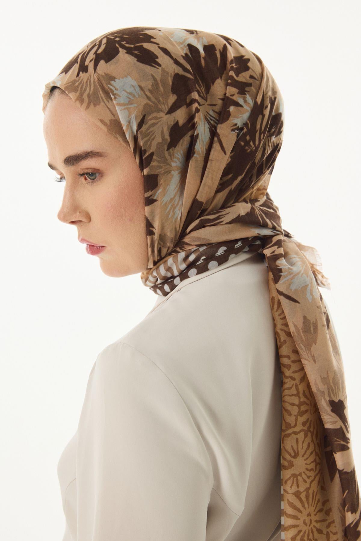 Grace kahverengi çiçek desen pamuklu şal | Renk: Kahverengi