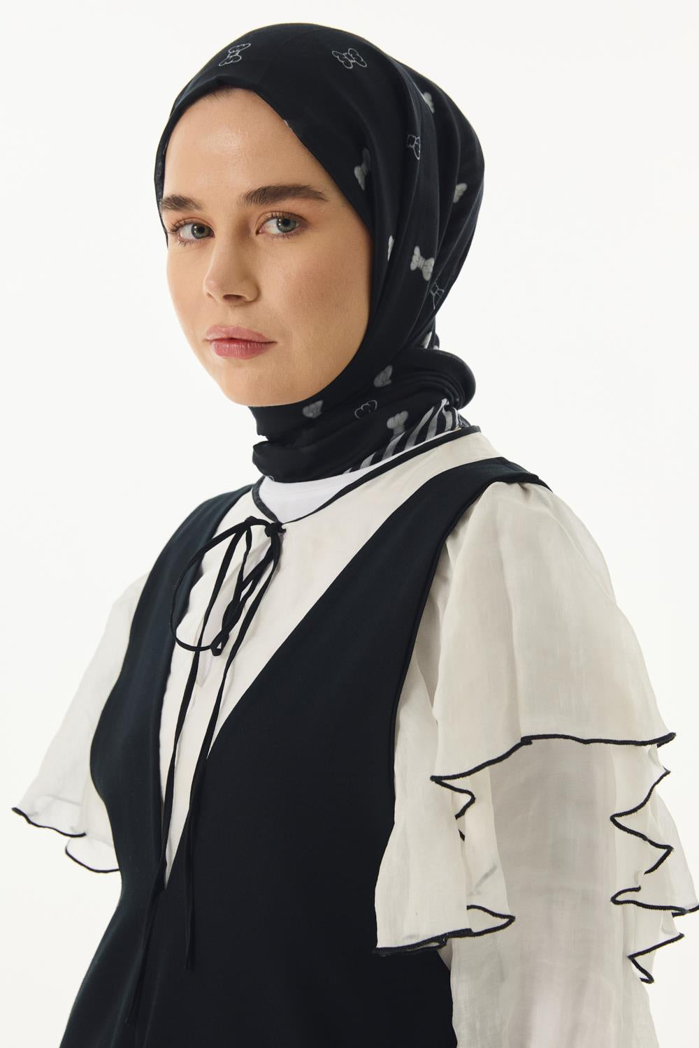 Holly siyah fiyonk desen pamuklu şal | Renk: Siyah