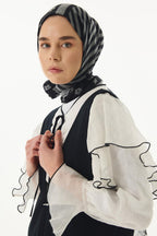 Lenora siyah - gri çizgili papatya desen pamuklu şal | Renk: Siyah gri