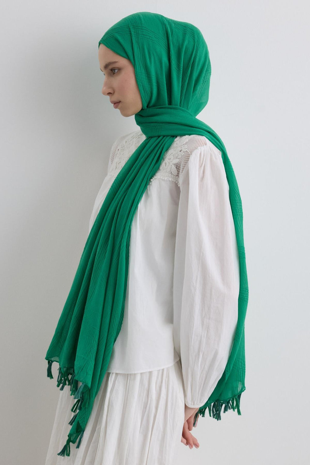 Lilyum benetton saçak püsküllü pamuklu şal | Renk: Benetton