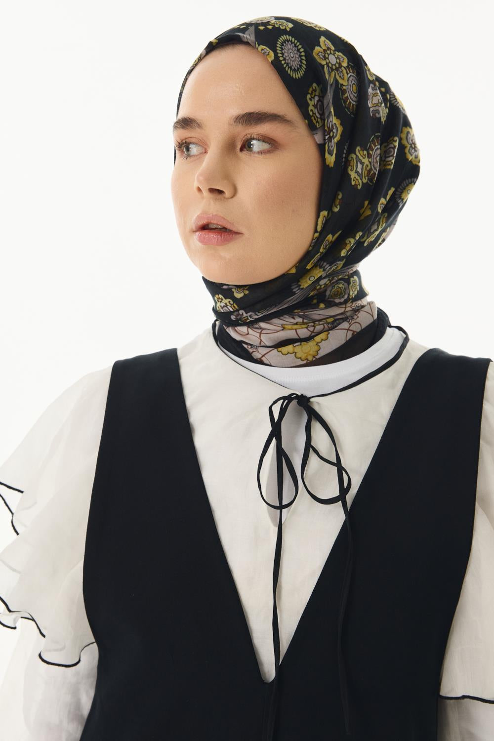 Lotus siyah fiyonk desen pamuklu şal | Renk: Siyah