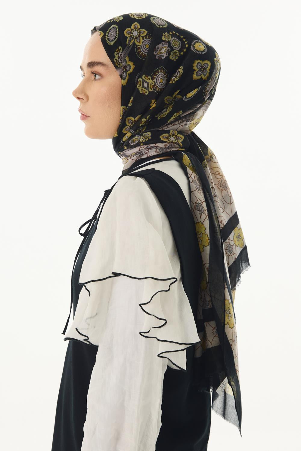 Lotus siyah fiyonk desen pamuklu şal | Renk: Siyah