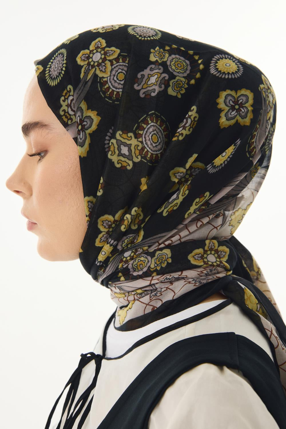 Lotus siyah fiyonk desen pamuklu şal | Renk: Siyah