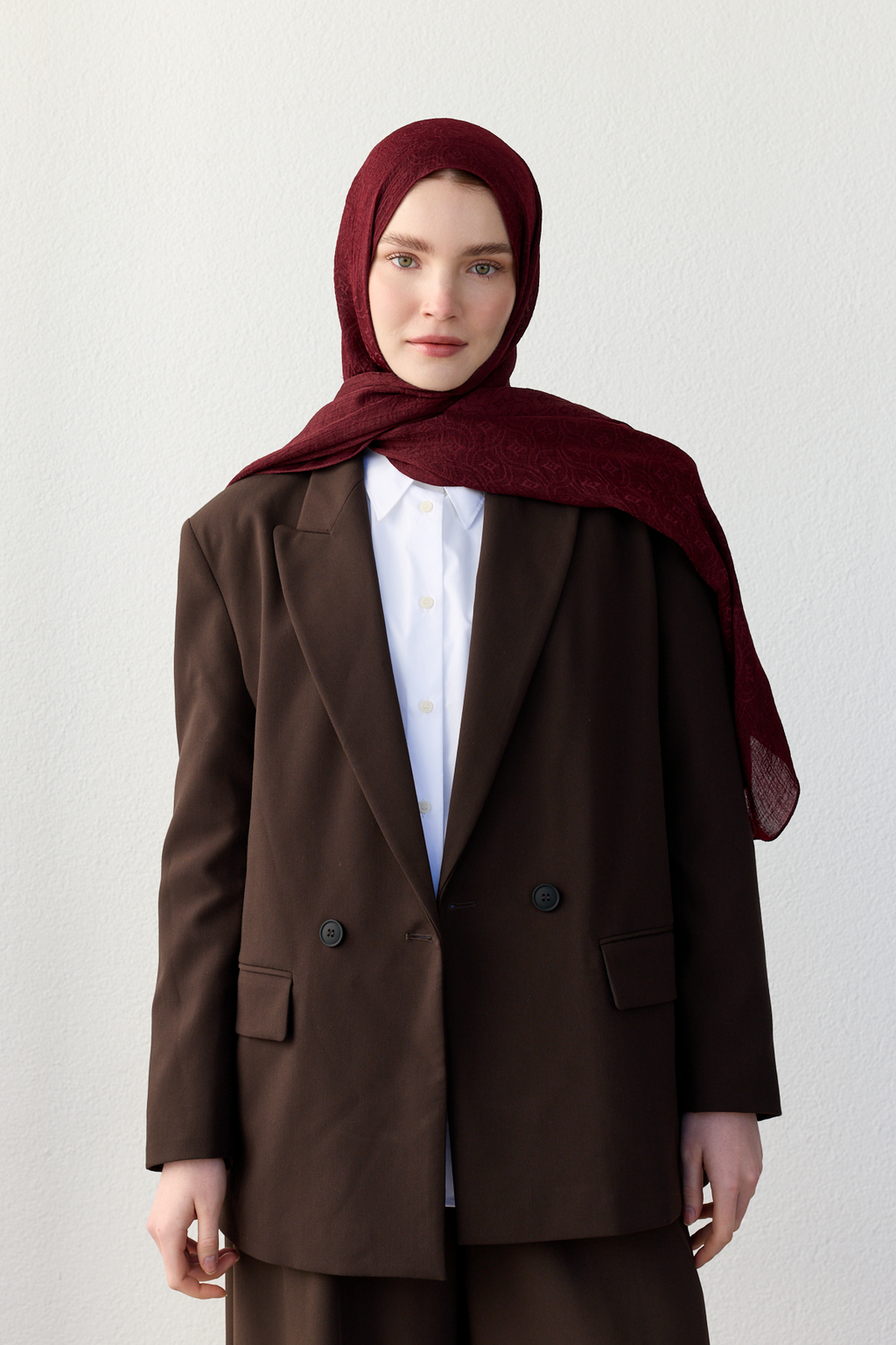 Luna logo jakarlı bordo şal | Renk: Bordo