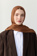 Luna logo jakarlı kahve gold şal | Renk: Hakikahve gold