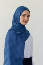 Luna yıldız jakarlı indigo mavi şal | Renk: Hakiindigo mavi