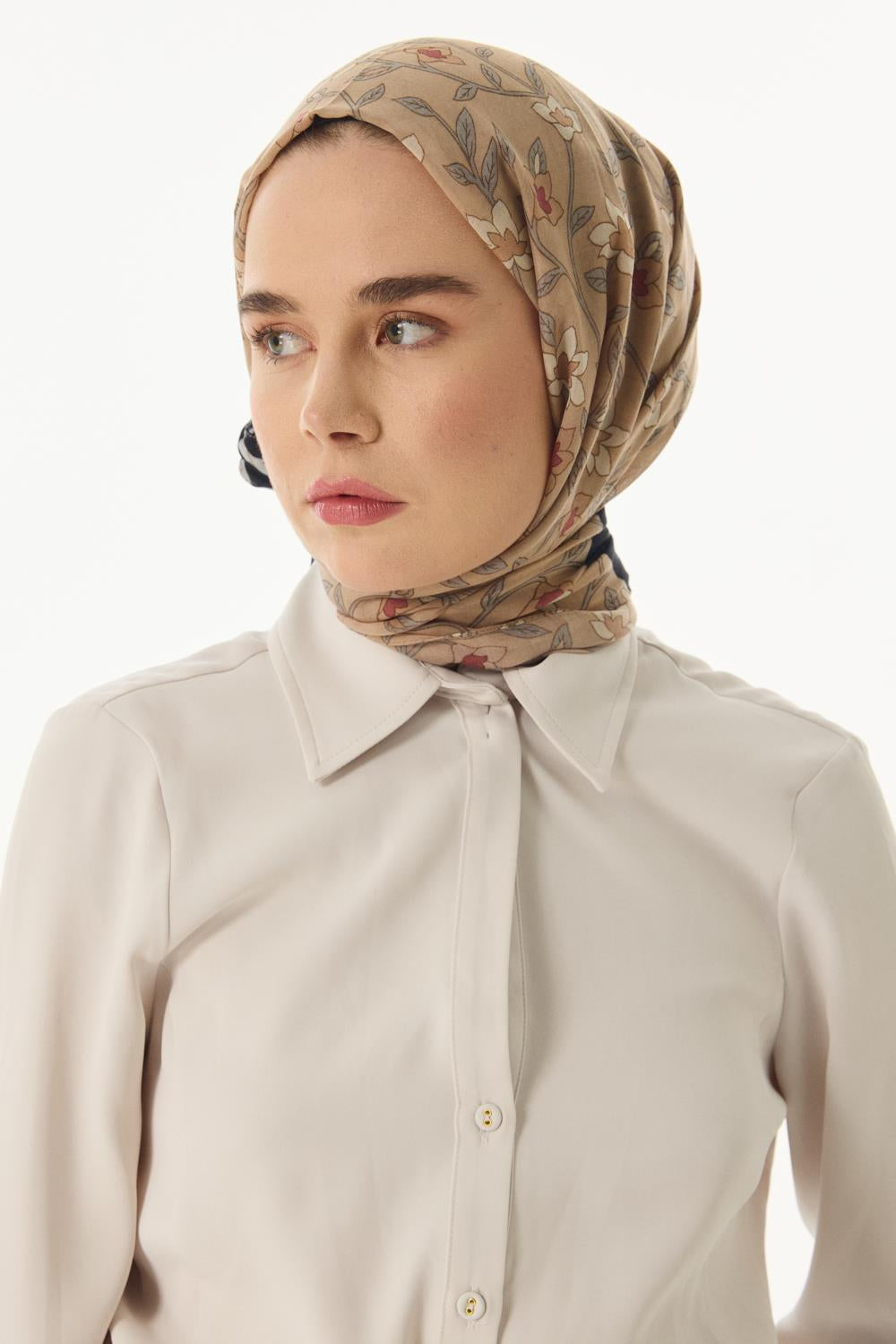 Rose siyah -kahve çiçek desen pamuklu şal | Renk: Siyah kahve