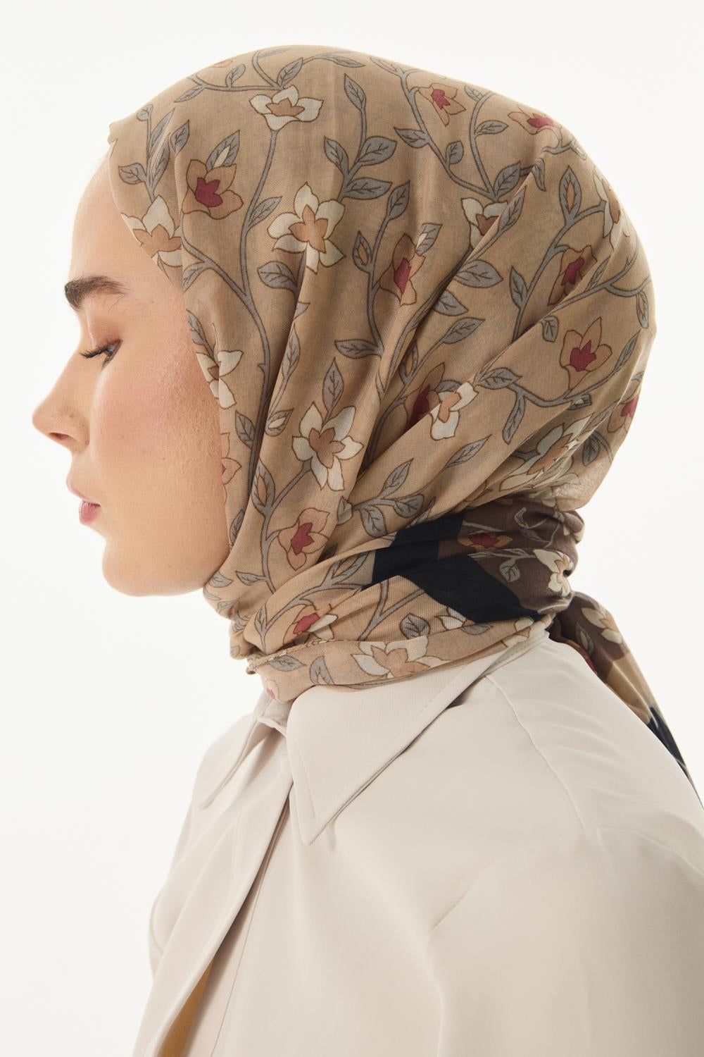 Rose siyah -kahve çiçek desen pamuklu şal | Renk: Siyah kahve