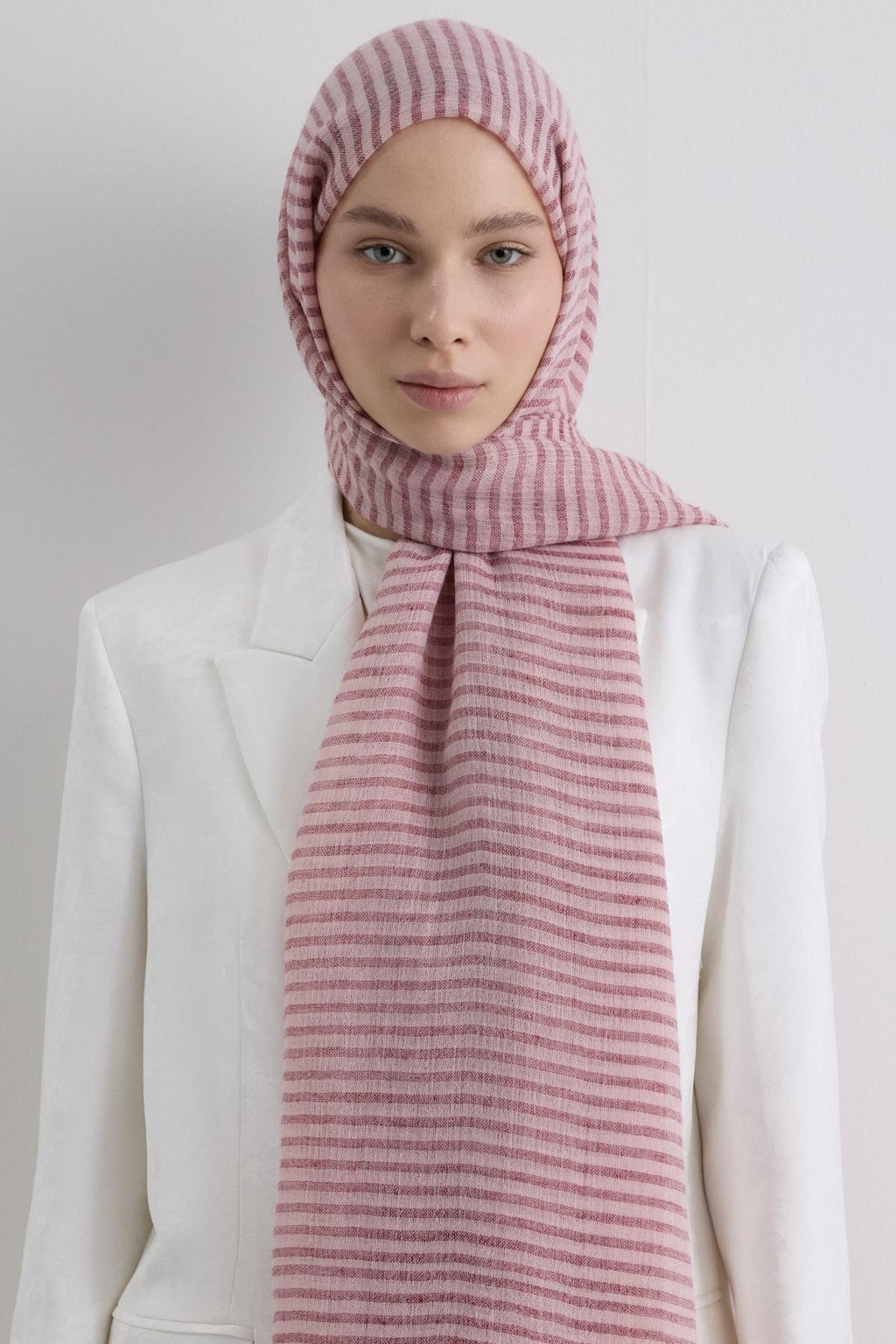 Sara pembe geniş çizgili keten dokulu pamuklu şal | Renk: Pembe
