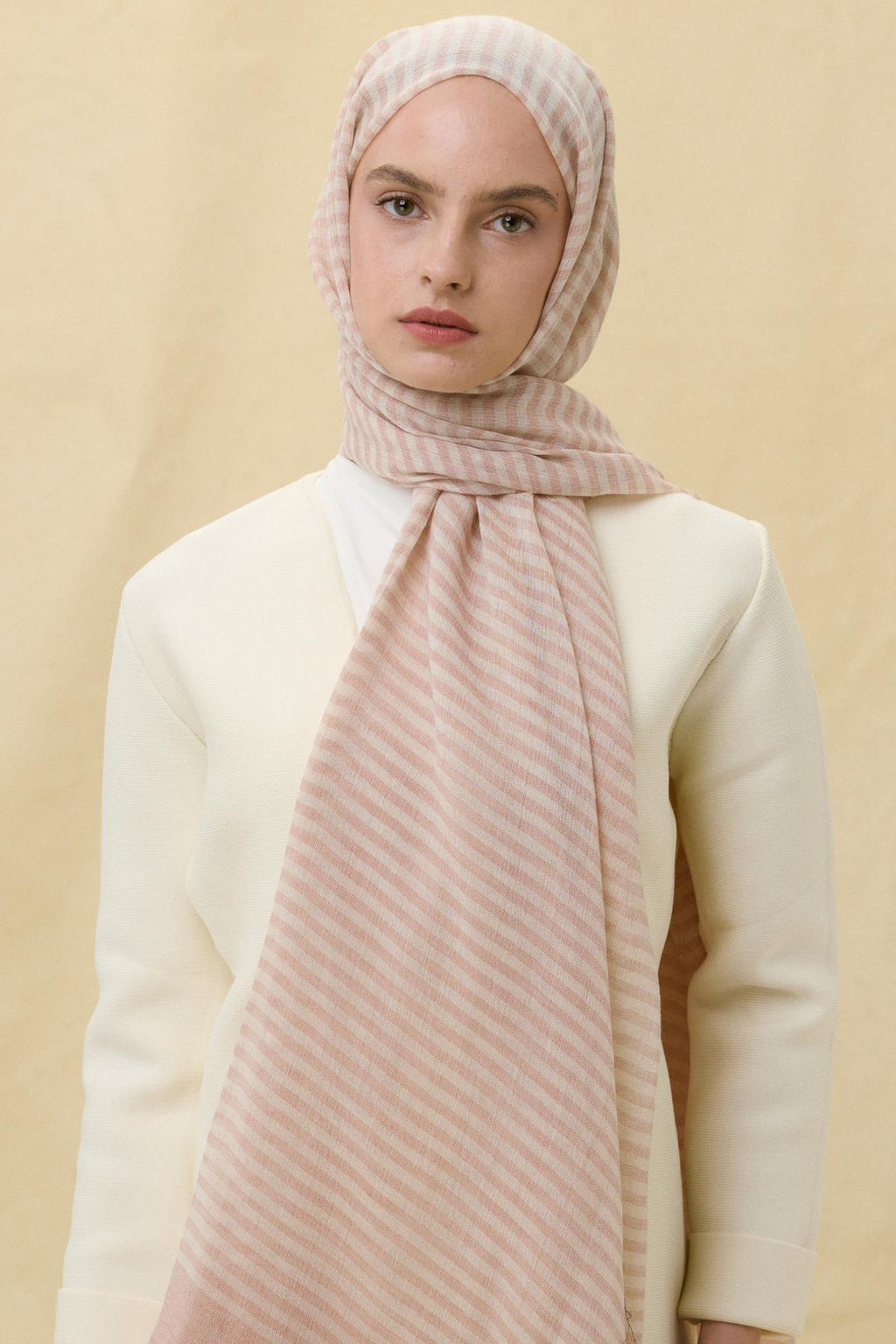Sara toz pembe geniş çizgili keten dokulu pamuklu şal | Renk: Toz pembe