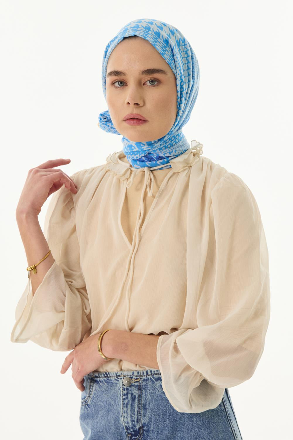 Tulip bebe mavi-lacivert yaprak desen pamuklu şal | Renk: Bebe mavi lacivert