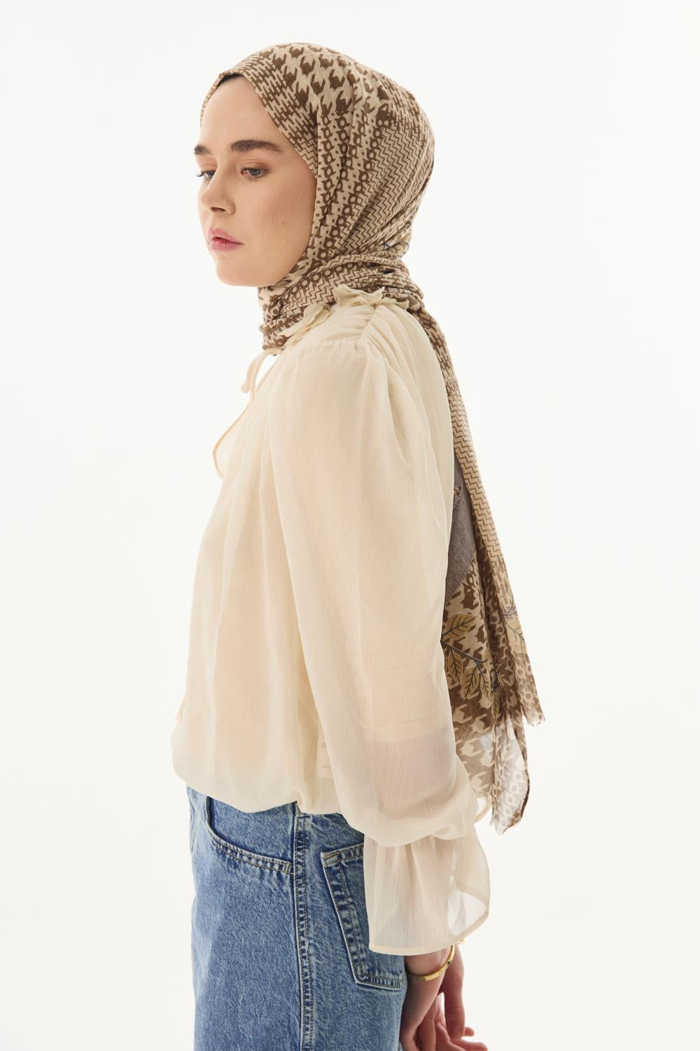 Tulip bej-vizon yaprak desen pamuklu şal | Renk: Bej-vizon