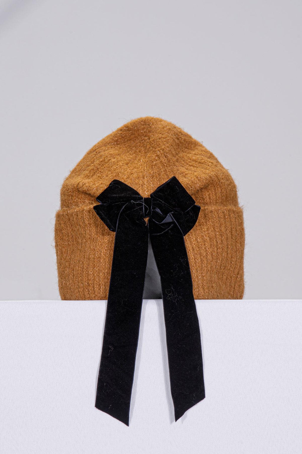 Yün içerikli camel fiyonk bere | Renk: Camel